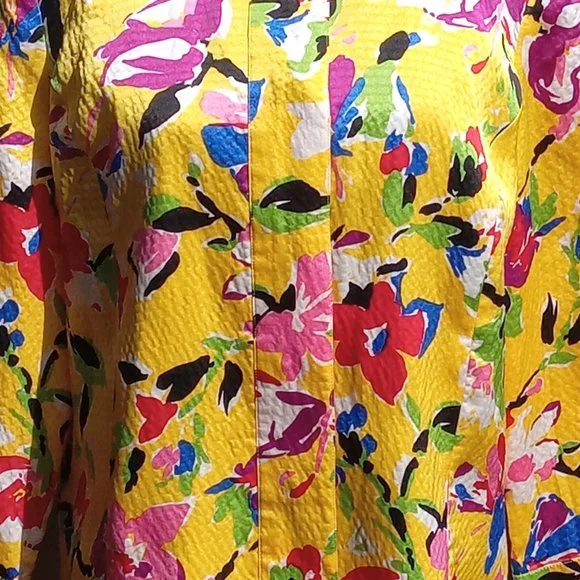 Bright colorful floral design silk jacket - Picture 6 of 9